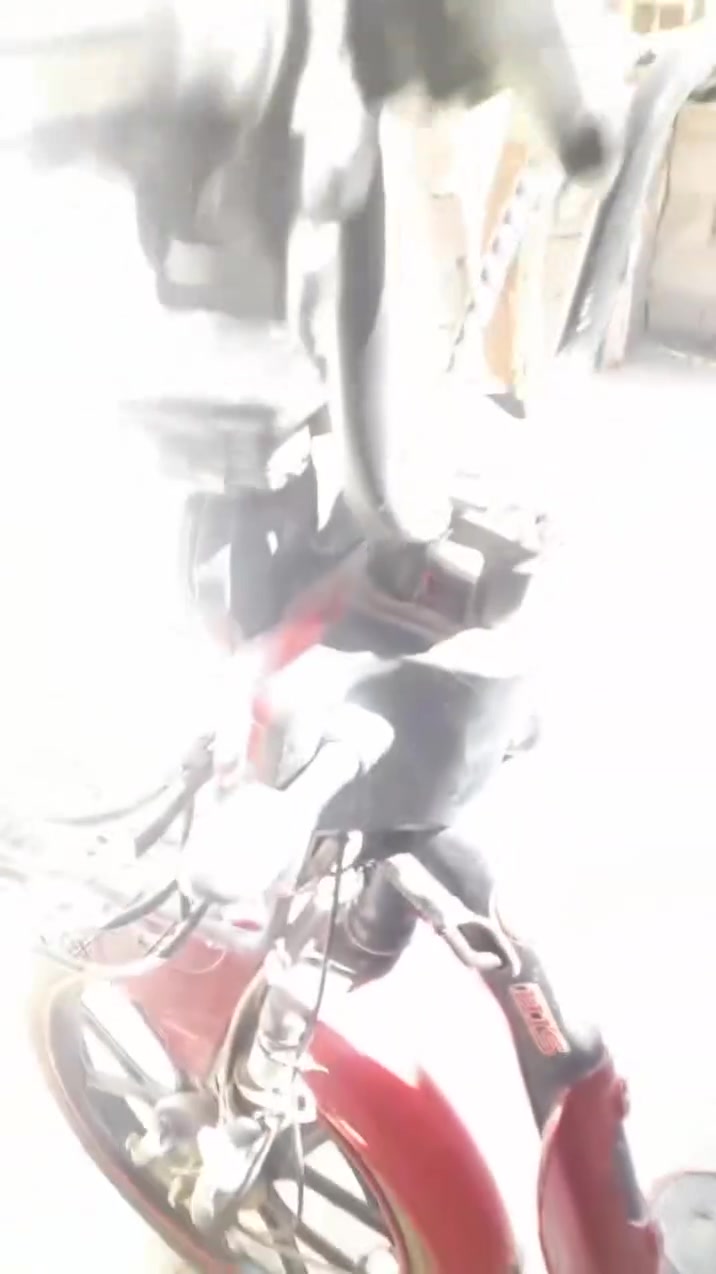 سلام عليكم دراجه شحن لبيع نضيفه وحلوه  $(120)عوزه بطاريه فقط مكاني بغداد ***********
