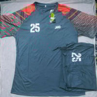 دريس وشورت • رجالي شبابي • جملة مفرد