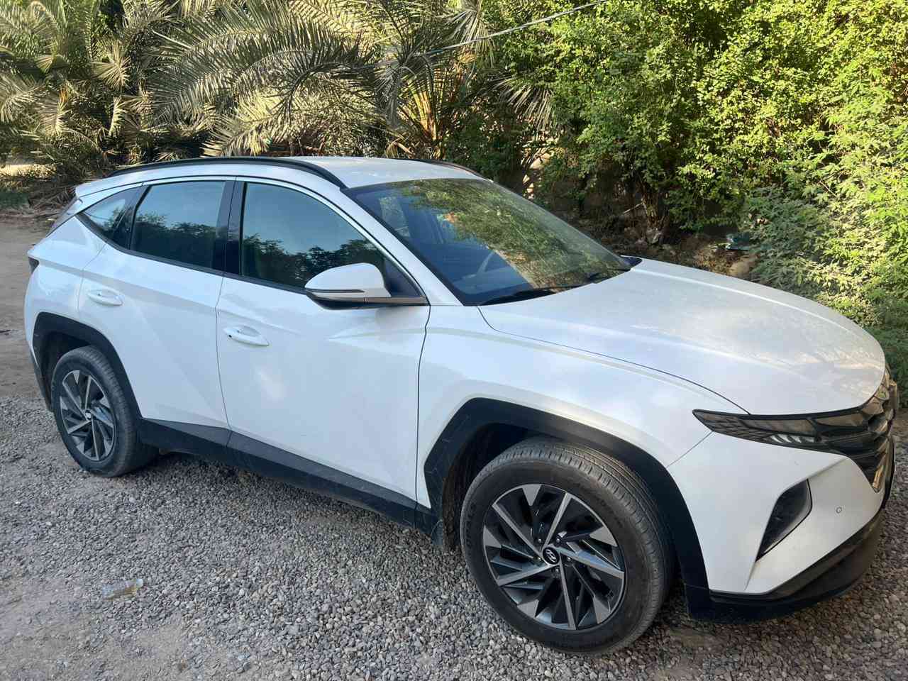 السلام عليكم توسان للبيع 2023 فول عدا الفتحة ماشية 50 الف سيارة جديدة بمعنى الكلمة محرك 2000 دوش خليجية السيارة موصفات السيارة حساسات امامية خلفية رادارات امامية خلفية تحكمات ستيرن سايد بريك كهرباء كشنات كهرباء بصمة بابين ضربة السيارة باب السايق والباب والباب الخلفي بارد وتكحيل السعر 220 للاستفسار الاتصال ***********
