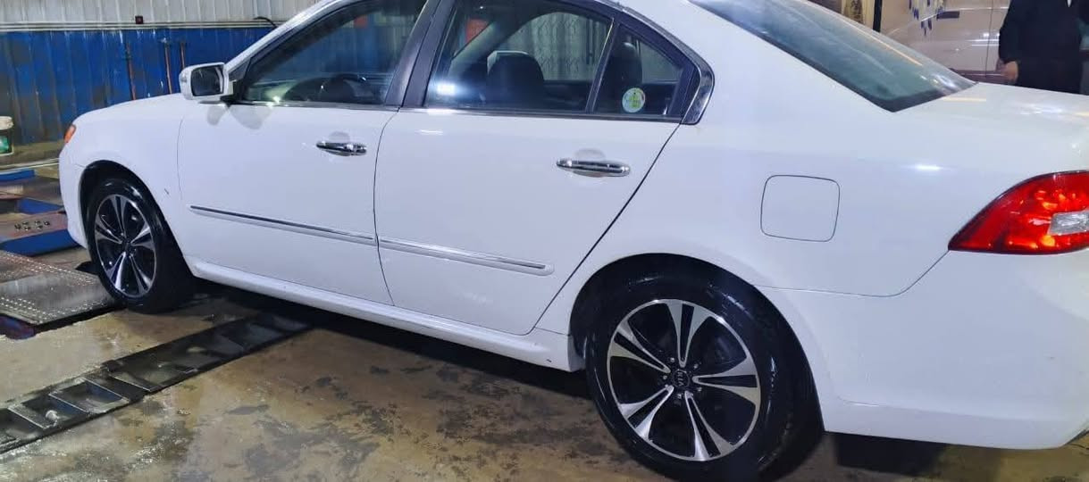 السلام عليكم كيا اوبتيما موديل 2010 فول مواصفات دخول جديد/بنزين/سياره جديده ما بها ايق يا قصه جنطه/ادوات ادوات ادوات/
سياره جديده السعر 54 ورقه وبيها مجال فول فتحه ما ابي اي نقص جاهزه العنوان بغداد رقم الهاتف ***********
