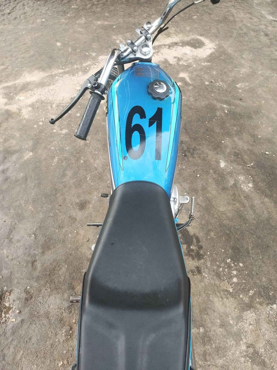 السلام عليكم 
دراجة اربعة كير كلك كلك كلك 
مكينة تايكر 22 دراجة شلعة ومعدل وسلولي مكينة خرسة الدراجة اوراقها ضاعت اكفله الك من السرقة ومن كلشي دراجة كلشي ما بيه لا تنقيص لا تبخير اي شي ما بيه ب375 وبيه مجال بسيط
مكاني كربلاء حي القدس يم النفق


**إذا كنت صاحب هذا الإعلان وتريد حذفه لأي سبب، رجاءا أرسل رسالة إلى الدعم الفني**