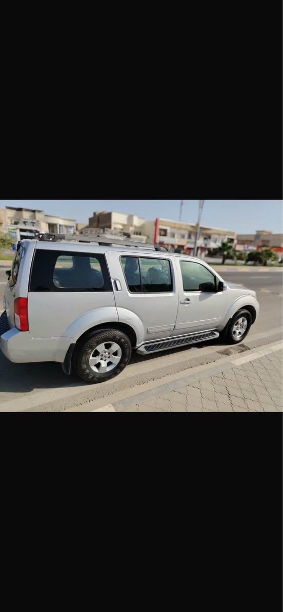 السلام عليكم 
نسيان بافندر موديل 2008 خليجي موصفات SE سياره  

فور ويل.      داخل جلد 

دشبول ارمادة.   3 قطع تبريد.   كامرة خلفية بلادية

تحكم ستيرن جهتين.  كروز تثبيت سرعة

سياره بدي نضيف سياره صار بيهه تعديل ربع جاملغ الامامي + شب.  تعديل بلبدنه 
سياره محرك كايم ابيع على وضعهه سعر المكينه 16 ورقه  وتبريد شغال 
سياره بغداد مشروع وطني تحويل ثاني يوم 
للسعر 60 
للاتصال *********** البصرة, العراق
