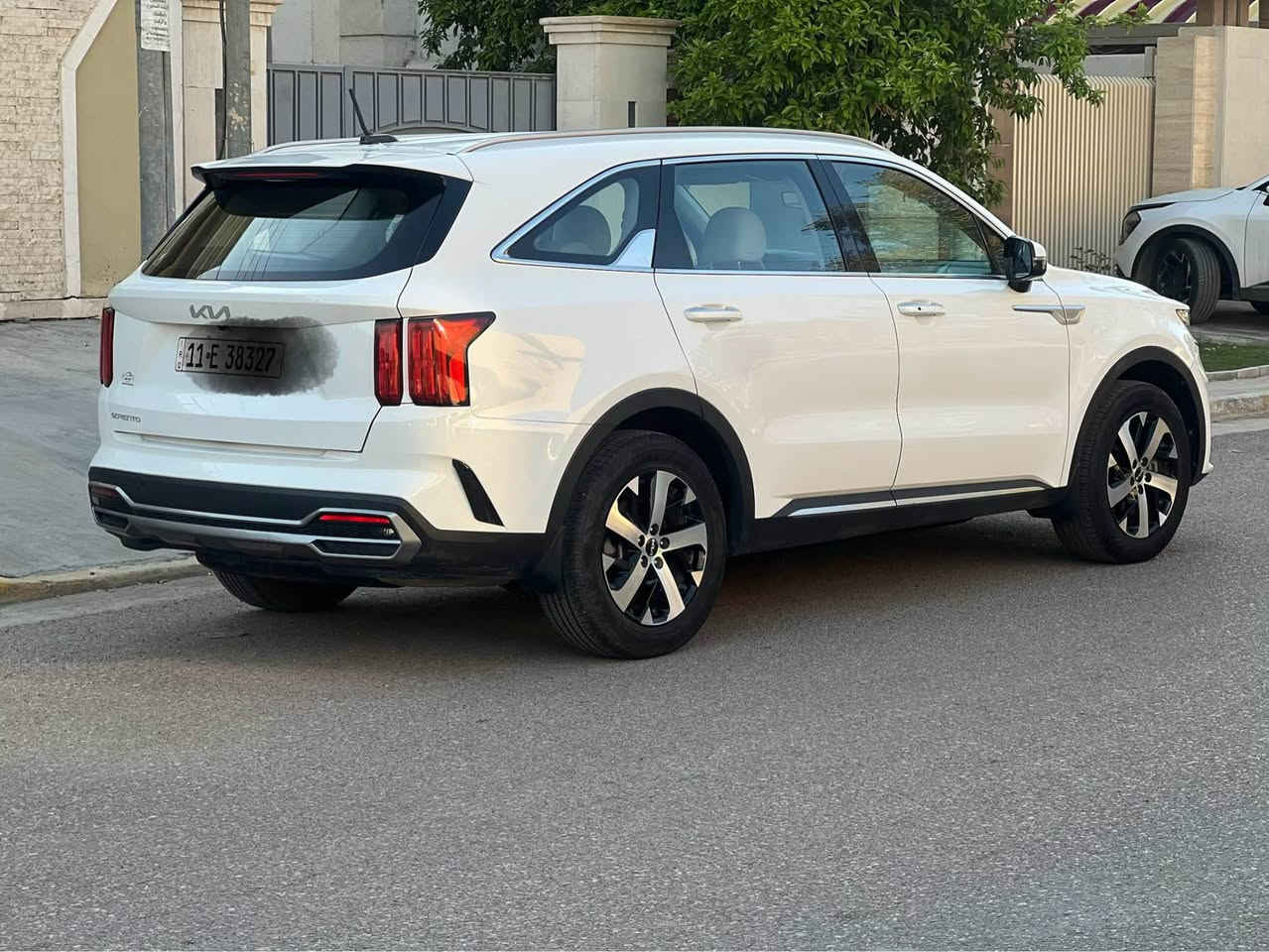 سلام عليكم للبيع سورنتو 2023 خليجي مكفوله من صبغ وبارد وتبديل
بصمه 
محرك 4 سلندر 2500
كرسي كهرباء 
جنطه كهرباء  7 راكب 
*********** 
مكان بغداد حي الأطباء 
سعر 243 بغداد, العراق
