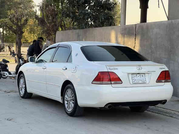 شاهینە موس موس دوو دوگمە ١٨٠ بچوک بە بچوک ٢٠٠٥ کامل  شاشەیە سویچە مەسرەف یەک دوسەوپەنجای مەسروفی نیە. سعر 58📦👑.       ڕەقەم مووبایل***********
