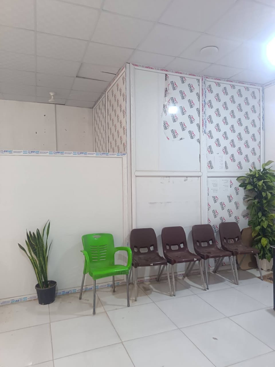 البيع
قواطع pvc للبيع جدد سعر المتر المربع عشرين ألف
قاطع الخشب باربعين جديد مامستخدم
والقنفات حديد اصلي ثكيل عدد ٢ سعر ميتين الف


**إذا كنت صاحب هذا الإعلان وتريد حذفه لأي سبب، رجاءا أرسل رسالة إلى الدعم الفني**