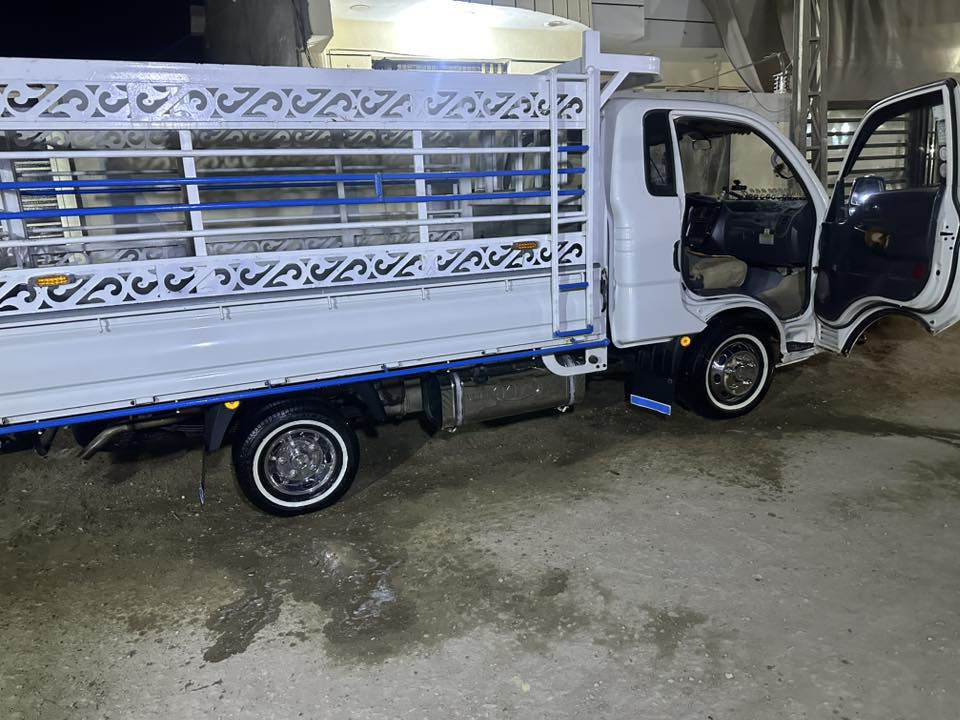 السلام عليكم كيا 2012 قماره مكفوله البدي مرشوش اثر تكشير بدون ظربه
محرك كير تبريد تخم تاير كله جديد سياره بسمي 
مكانها واسط النعمانيه 
السعر 105 
للاتصال ***********
