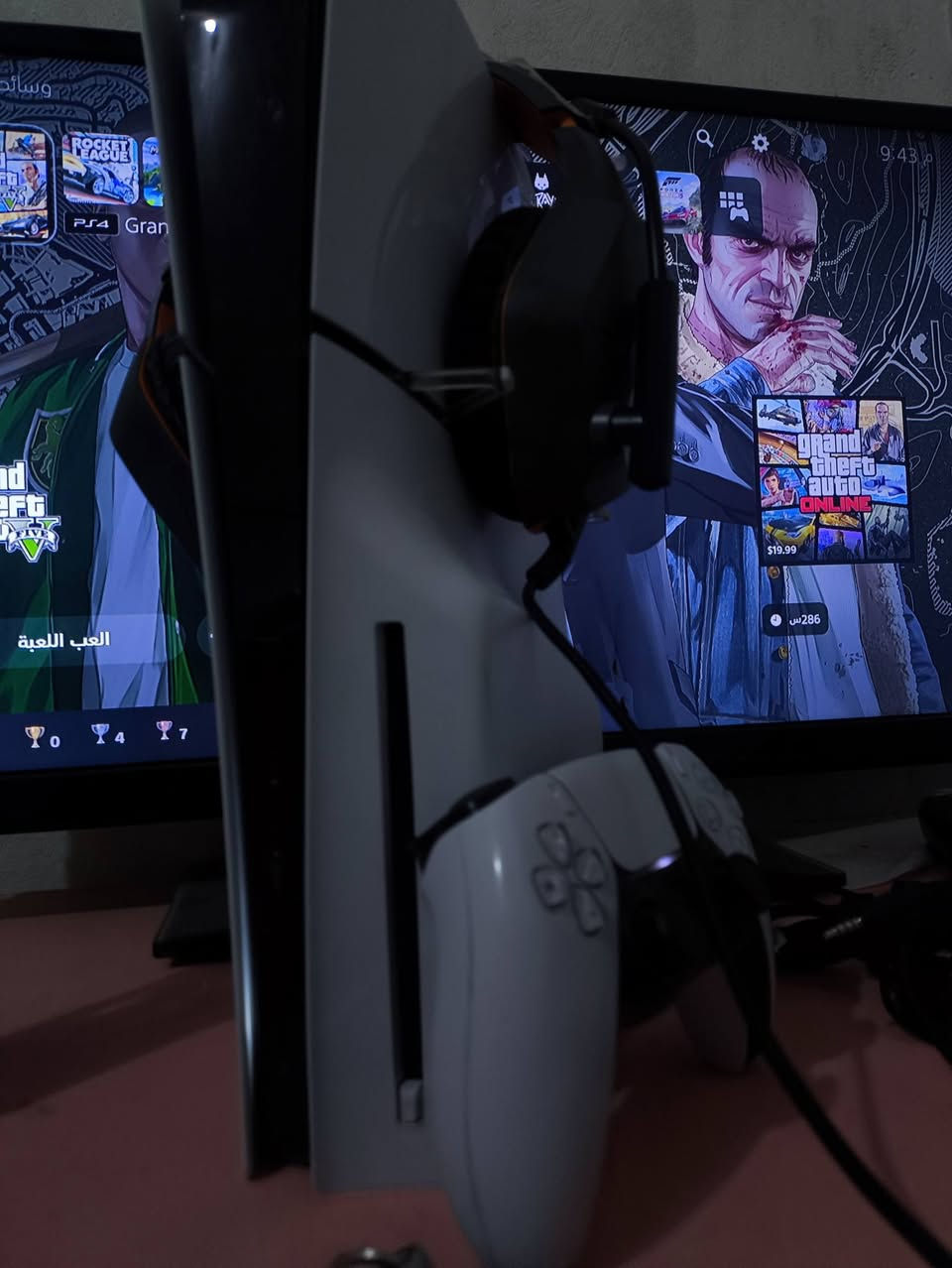 بلي 5 سلم نضيف ما مفتوح شرط الفحص
البلي يجي ويا هدية سماعات + يد تجاري اضافي 
مع UBS 2000 مع الكرتونة مال الubs و البلي و اليدة 
الجهاز كامل ملحقات السعر 700 مع الubs بدونه 600 و الubs مشتغل فقط 5 مرات وطافية عليه الكهرباء مرتين فقط بعدة بضمان الشركة المكان النجف الاشرف كوفة حي ميسان *********** وشكراً
