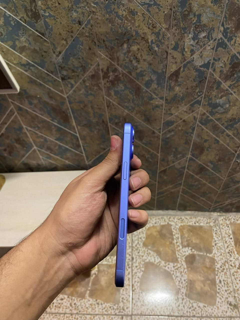 📱 iPhone 16 Plus 256GB – نظيف جداً
🔹 بطارية 99% 🔋
🔹 سعة 256GB
🔹 نسخة أمريكية
🔹 سيم كارت (يدعم شريحة)
🔹 باقي على الضمان لحد شهر 3
🔹 بدون كارتون
🔹 استخدام شخصي، ما مفتوح ولا مصلح 

🎁 يجي وياه كفر Apple MagSafe Case الأصلي

📍 الموقع: (بغداد كرادة)
📩 مراسلة خاص


**إذا كنت صاحب هذا الإعلان وتريد حذفه لأي سبب، رجاءا أرسل رسالة إلى الدعم الفني**