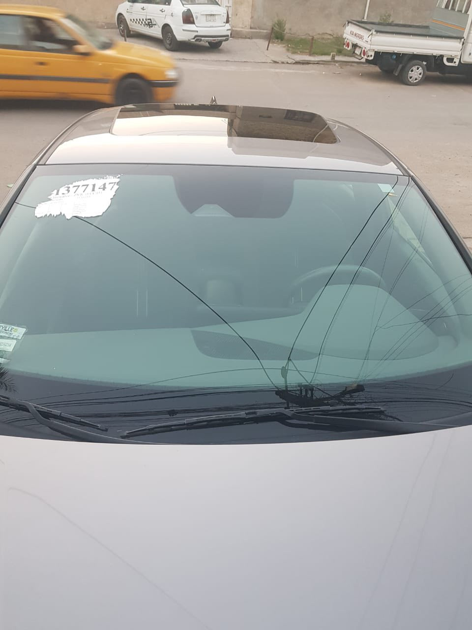 السلام عليكم
النترا 21 فول حادثها موضح بالصور كلش بسيط  
سياره معوقين بغداد بعدلها سنه وتصير حره 147 
***********
