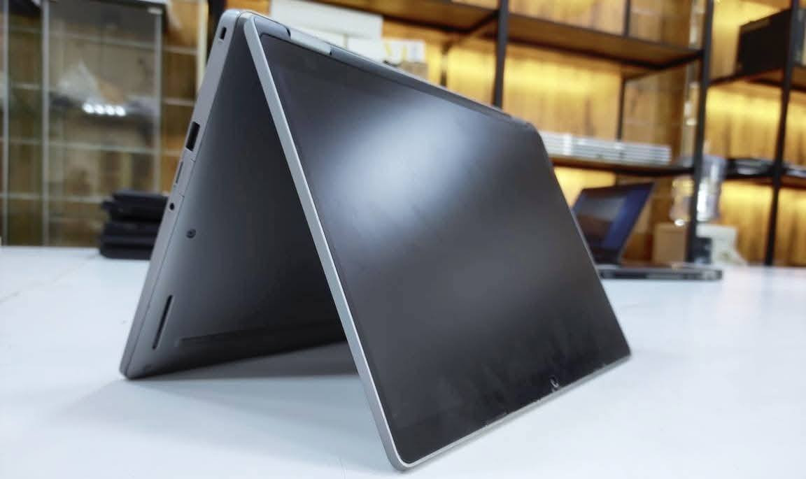 عرض خاص  من مركز نانوتكنولوجي برام١٦  كيكا مناسب للبرامج الهندسية و  العاب و الامن السبراني 
- لابتوب دل ب ٣٨٠ الف   الف فقط 🔥❤️
كوراي فايف جيل عاشر و بشاشه لمس قلاب 🤳🤳 - رام 16 كيكا - هارد  256ssd ssd M.2 NVMe احدث هارد وحجم 13.1    و بدقة شاشه FHD 
💝Dell Latitude 5300 -2 in 1. X380
💝Core i5 - 10 th 
💝 Ram: 16 GB - DDR4  قابل للتطوير 
💝 Hard Disk: 256 GB - SSD - M.2 NVMe
💝 Intel UHD Graphics - 8 gb
💝 Display Resolution: (1929×1080) FHD 
💝 Screen Size. 13.1 Inches  

لابتوب Dell latitude 5310 - 2in 1  x380 
معالج كوراي فايف - الجيل العاشر 
رام ١٦ كيكا - نوع الرام DDR4 
هارد 256  كيكا - نوع الهارد SSD  - M.2 NVMe
كرت شاشة داخلي انتل uhd كرافكس حجم ٨ كيكا 
دقة الشاشة فول اج دي و بشاشه لمس قلاب تاب
حجم الشاشة ١٣.١  انج 

🎁🎊 ملحقات  الجهاز 🎊🎁
1- شاحنة دل 65 واط الاصلية 
2- حقيبة لابتوب
3. ماوس

⭐️ يوجد توصيل لجميع محافظات العراق 🚚

📝 للحجز والاستفسار،  يرجى التواصل معنا عبر ماسنجر الصفحة او عبر الواتساب: 
***********
*********** 
♡ مركز نانوتكنولوجي 
لبيع وشراء اللابتوبات المستخدمة وقطع الغيار.

♡بابل - المحاويل 
⏰ ساعات العمل
من الساعة 4 عصراً الى الساعة 12 مساءً.
