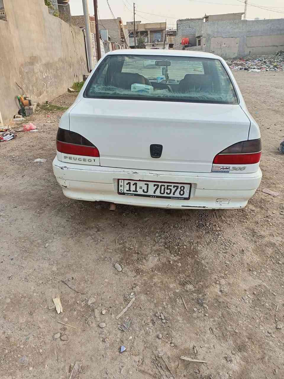 السلام وعليكم اخوان للبيع بيجو 306 موديل 2001 سياره جاهزه بدون نقص فقط كتف تبريد منظومه جديده مبدلها بدون ضربه بيها 3 قطع صبغ رقم جديد سنويه جديده محرك كير حداديه خير من الله مكانها ابو غريب ابو منيصير السعر 45 اتصل علرقم ***********
