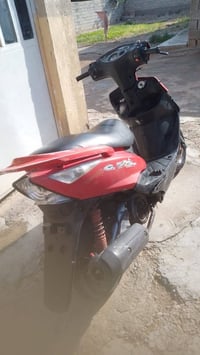 عارض دراجة ماكس ثعلب البيع الدراجة جاهزة كهربايات كلهة شغالة نقصهة بس ...