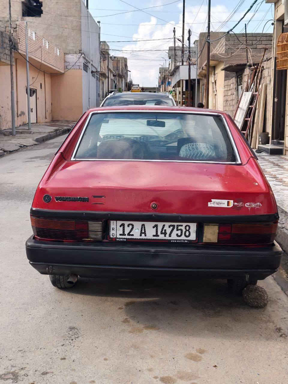 برزيلي موديل 1986 رقم دولي هزه جديده بسمي

طخم تيات وطخم امامي وخلفي نضيف 

مصبوغه جماليه دخل جديد مال شركه شرط محرك 

السعر 20

موكلف بل نشر التوصل. عل الرقم ***********

***********
