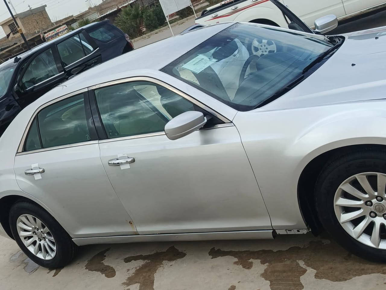 سلام عليكم موجوده اوباما مديل 12باسمي شخصيا كير ومكينه هسه شادهن تخم تاير هسه شادهن منضومه زنون
دواخله شوفه العين سياره اروح بيها الدوام ورجع  سونارها راسلني خابرني ادزه الك وسياره مناسبه خابرني وادلل مكاني ميسان /رقمي ***********
