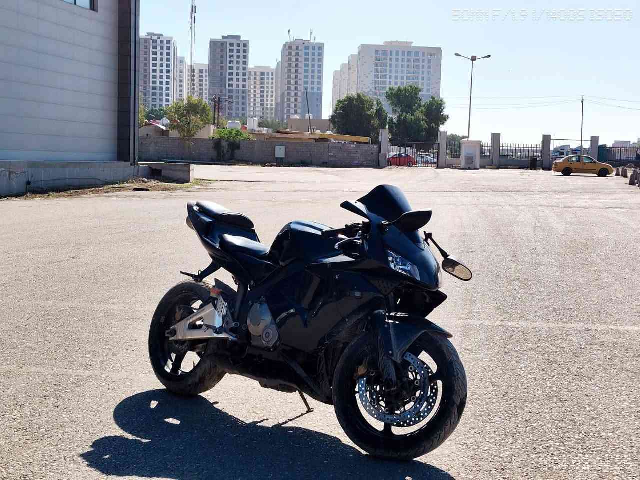 سلام عليكم الراغب بل شراء
Honda cdr 600rr
مكينه كير كفاله عامه
صوتها ناعم كلش
دراجه عليها ادامه 
نوزلات غرف احتراق بلكات 
دراجه شلعتها تشك التبليط 1 2 3
دهن AMSoli 10-40W
بانزين محسن
نكره بكل وقت
نصبتها شوفت عينكم تخبل ودك بس تباع عليها
كفراتها بيها ملاحظات 85%
مكاني بغداد الدورة
سعر (26)بيها مجال بسيط
***********
متواجد واتس آب
