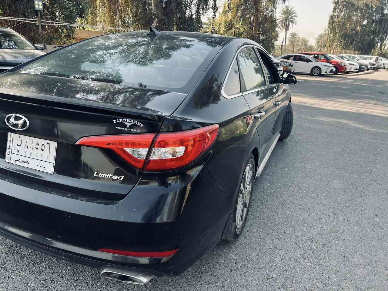 السلام عليكم
سوناتا 2017 وارد امريكي
فول مواصفات للاخير ليمتد 1/1
ماشيه102،000 الف ميل
مواصفات ( لمتد)  ( Limited )  
رقم بغداد باسمي 
المواصفات :
 بصمة تشغيل وبصمة ابواب وصندوق ذكي +
 فتحه سقف + 
كشنات جلد اصلي +
 كشن كهرباء وهيترات +
 شاشه كار بلي +
رادار جانبي +
فول تحكم + 
اشاير بل مري  + 
لد امامي وبك لايت لد خلفي+ 
حساس خلفي + 
تبريد قطعتين + 
السيارة بيها قطعة صبغ جاملغ ورقم الشاصي يمك وانته شوف واتاكد 
مكان السيارة بغداد الزعفرانية
السعر 122 وقابل للتفاوض 
 

رقم صاحب السياره 
مصطفى
‭ 
0771 327 7125‬
