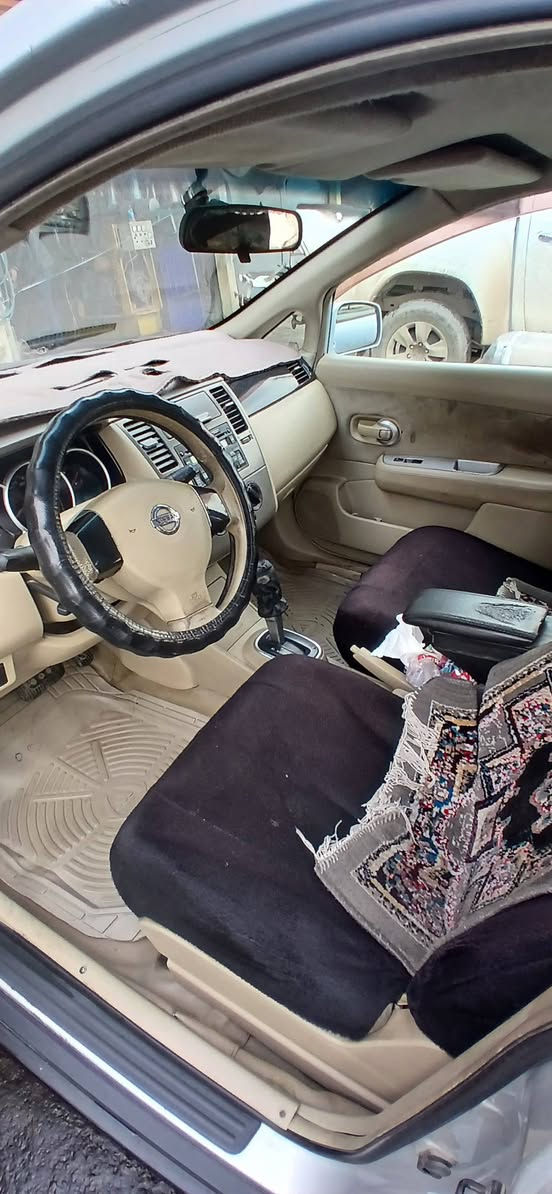 نيسان تيدا ٢٠١١ نص قطعه صبغ سنويه خلصانه من ٢٠٢٢ السعر ٩٢ وبيه مجال رقم تليفون *********** أربيل, العراق
