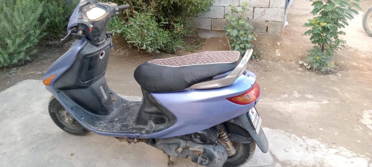 السلام عليكم دراجه فراشه للبيع سلف هندر كهربائيات كله شغاله السعر  450 وبيها مجال (  *********** )
