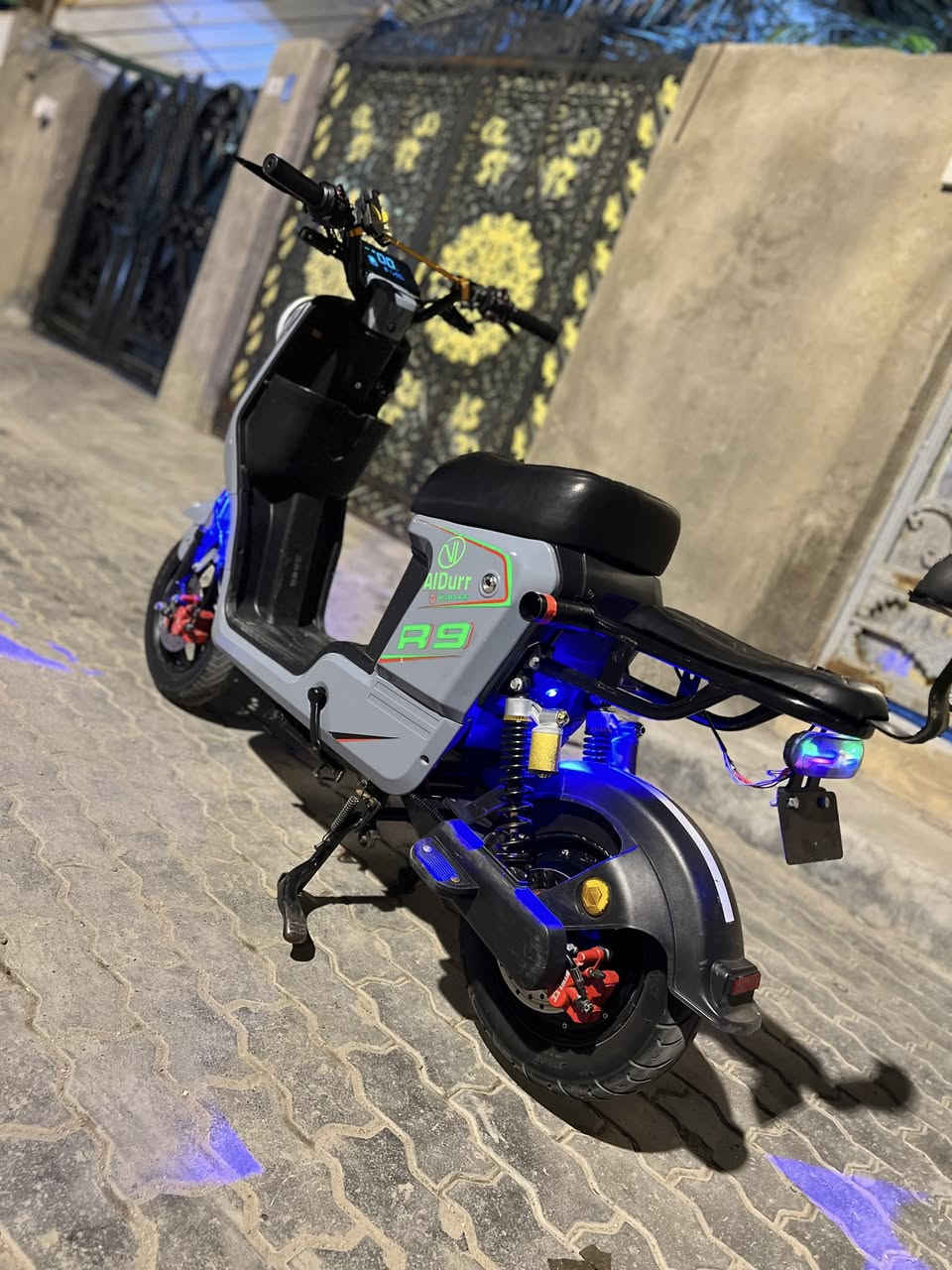 السلام عليكم ار تسعه للبيع أو للمراوس مكاني بصره قبله تواصل فقط واتساب ***********
