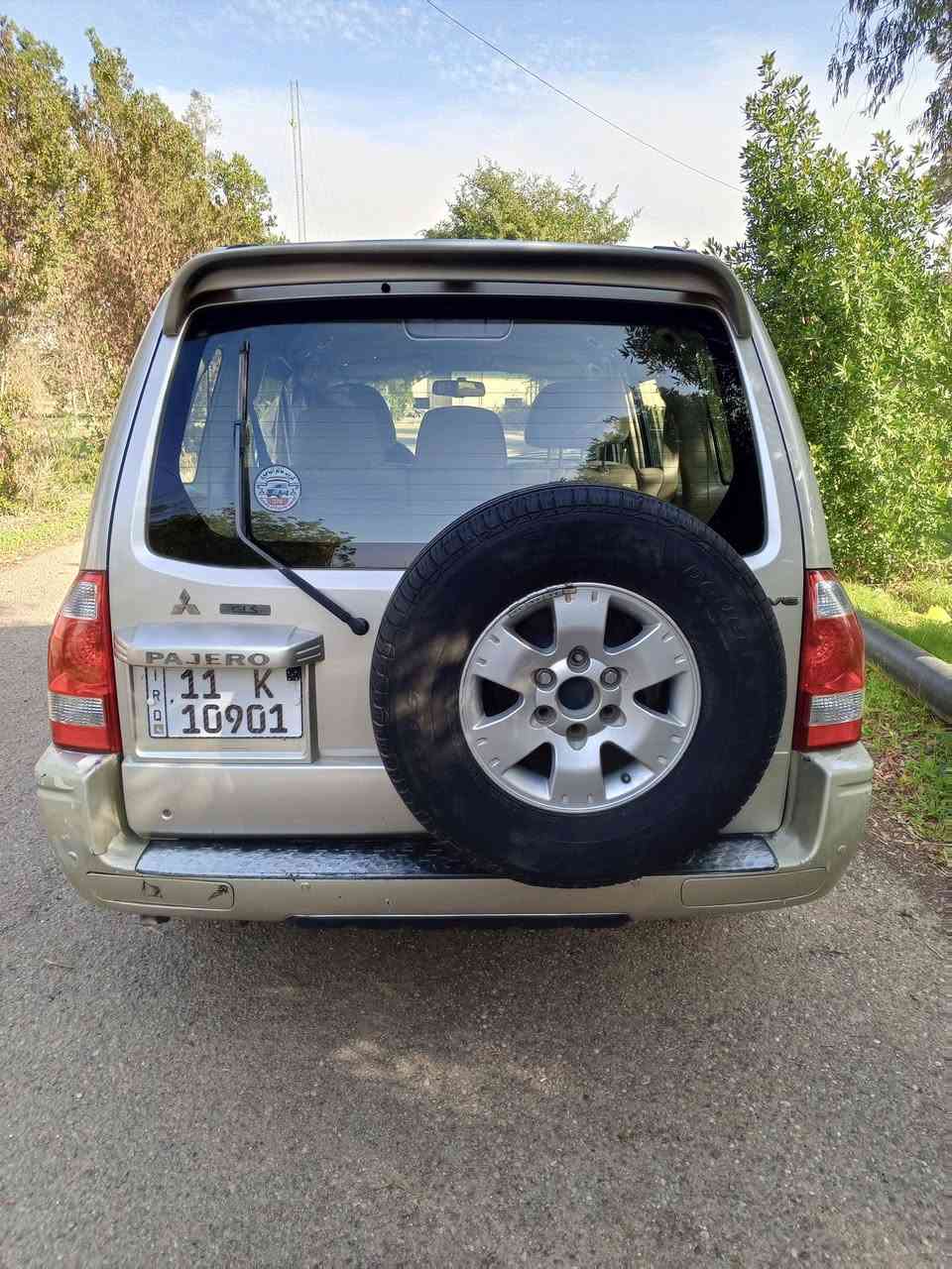 السلام عليكم من رخصت الادمن عندي سيارة للبيع نوع باجيروا 2005 اللون ذهبي محرك وكير وتبريد بحاله جيدة جدا الصدر تبديل امامي خلفي قبل فترة طخم تأير جديد وباتري جديد السيارة بحاجة إلى حمام داخلي وصبغ الدعاميات للجمالية السعر 8500$ السيارة باسمي ثاني يوم تحويل رقم الهاتف *********** أو *********** وشكرا
