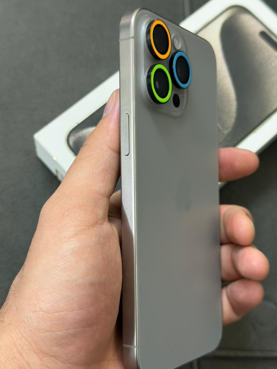 ايفون 15 برو ماكس تيتانيوم ماستر
 ذاكره 256 
بطاريه 96
 جهاز كلش نظيف  مكفول السعر مليون و100 
بغداد /***********
