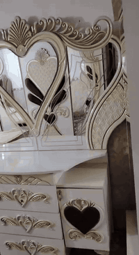 للبيع غرفه نوم تركيه جديده مع الملحق السعر ٧٥٠ للاستفسار ***********
