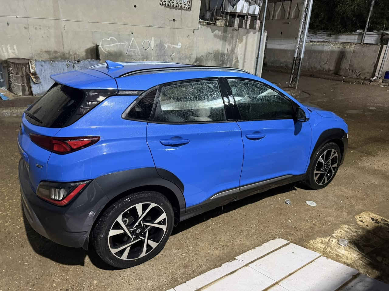 السلام عليكم هونداي كونا للبيع او مراوس موديل ٢٢ فول مواصفات ١عله ١ حادث خفيف بنيد مبدل يدون دواخل ما واصل لراديتر وبارد اقل شبر بل جاملغ لسياره رياضي محرك ١٦٠٠تيربو كيرATF تسارع فول جاهزه من كلشي كير محرك تبريد حداديه تخم تاير كفاله رقم اربيل بسم شركه ما مطلوبه تريد تحويل تريد وكاله جاهز عندي وكاله عامه بسمي مكاني العماره  بيع او مراوس سعره ١٤٨وبيها مجال للشراي ***********
