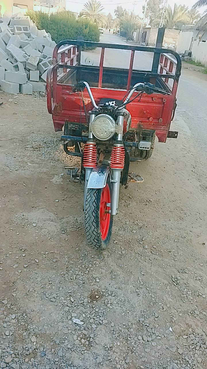 السلام عليكم ستوته للبيع داي وان موديل 2017 اوراق كامله محرك خير من الله مكفوله من كل عيب مابيها نقص اي شي السعر 550 وبيها مجال العنوان الحديد قرب تقاطع القدس***********
