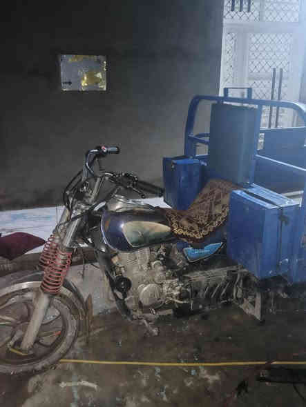 سلام عليكم ستوته للبيع موديل 16 بدي مصبوغ صبغ حراري مكينه 2025 كير بكس جديد ابو الفهد تاير ابو الخطه جديد  غراضها موجودات دراجه خير من الله اوراق اصوالي اكاتبك وية الوكيل مراوس هم ارواس  مكاني نجف رقم ***********
