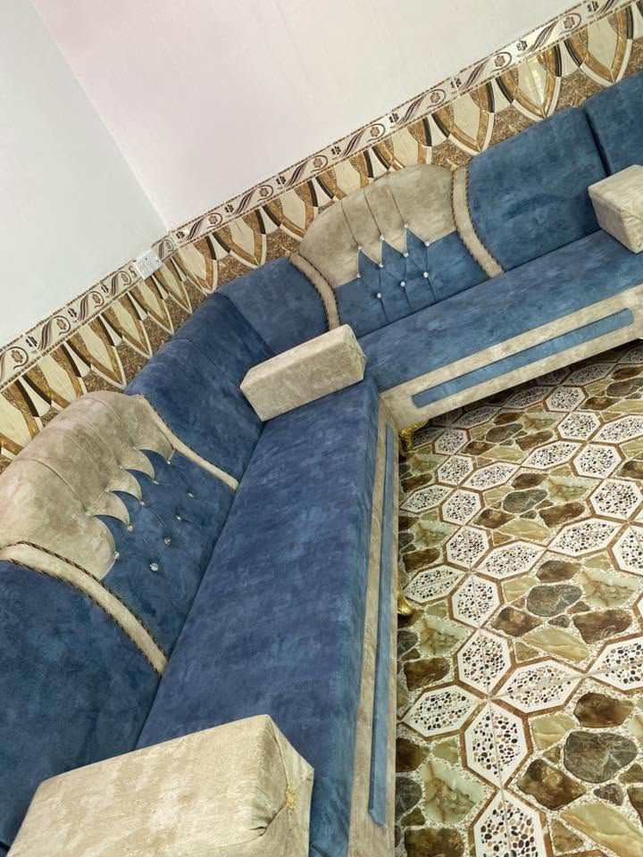 سلام عليكم
تخم تفصال درجة أولى للبيع 
طول التخم 10 أمتار 
عرض التخم 4 أمتار 
قبل 6 أشهر فصلنا 
التخم جاهز أي خلل ما بيه 
السعر خاص 
المكان جبلة / العكير  
أرقام الهاتف ‭
0771 328 9290‬
‭0780 963 2099‬
