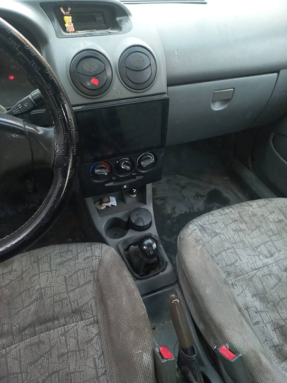 السلام عليكم سياره سايبه موديل ٢٠٠١٣ جديده خيرمن الله رقم انكليزي السنويه بسمنه مطلوبه كيرمكينه تخم تاير تبريد كهربائيات تدفئة السياره جاهزه مكان السياره بغدادمدينة الحريه رقم الهاتف ***********السعر ٢٧ورقه وبيه مجال بسيط
