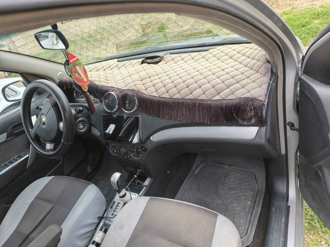 افيو موديل ٢٠٠٩ بدون صبغ فقط مكانين بارد رقم نينوى تحويل هزة لشهر الثالث محرك بدون صرف سنوية لل٣٠ السعر ٥٨ وبيه مجال ***********
***********
