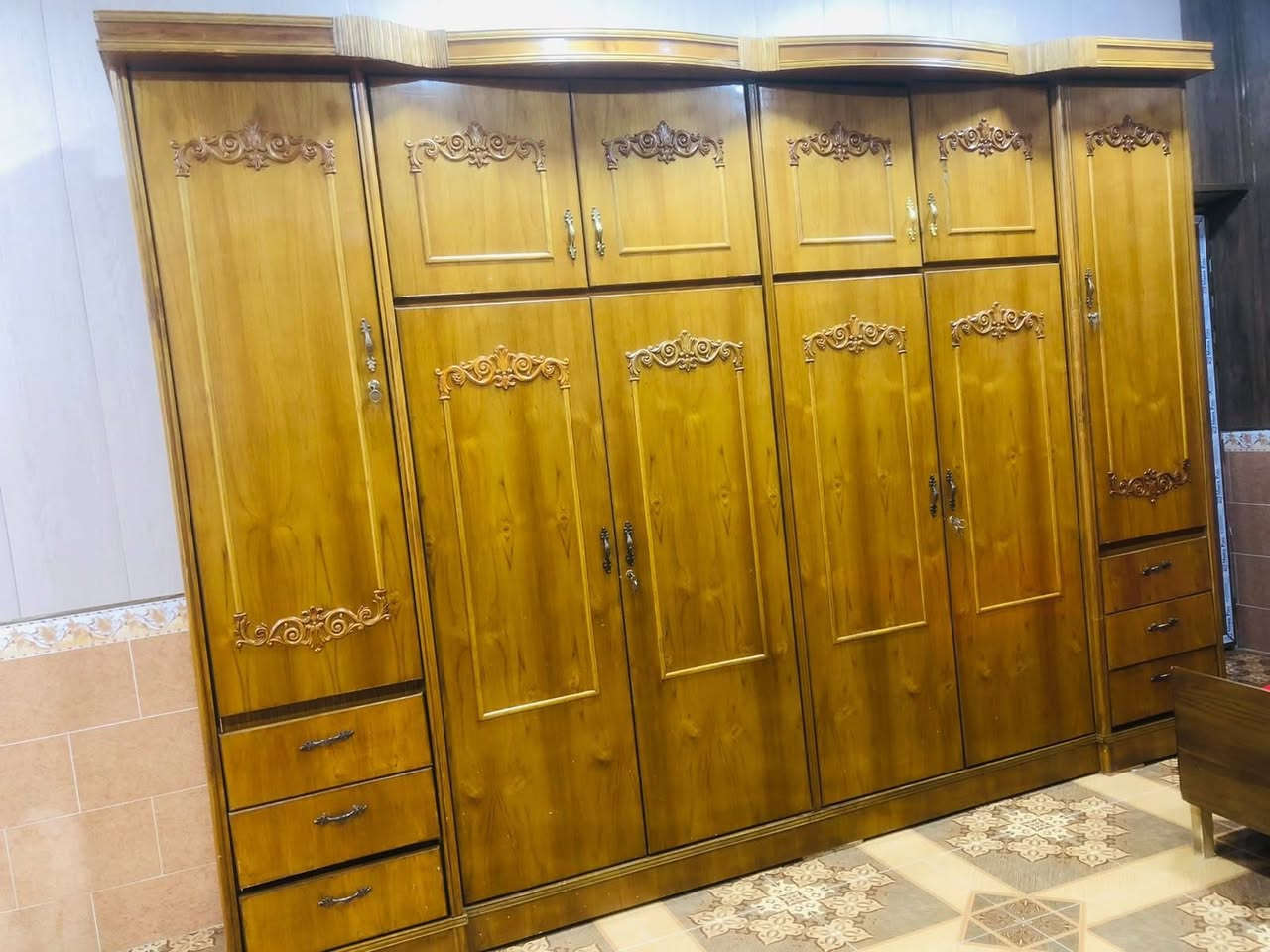 🌹 غرفه نوم عراقيه حطاطه صاج عراقي قطعتين نضافتها 100/100  استخدام  شي قليل السعر مليون  وبي مجال العنوان الرمانه البوعبيد للاتصال *********** 🌹
