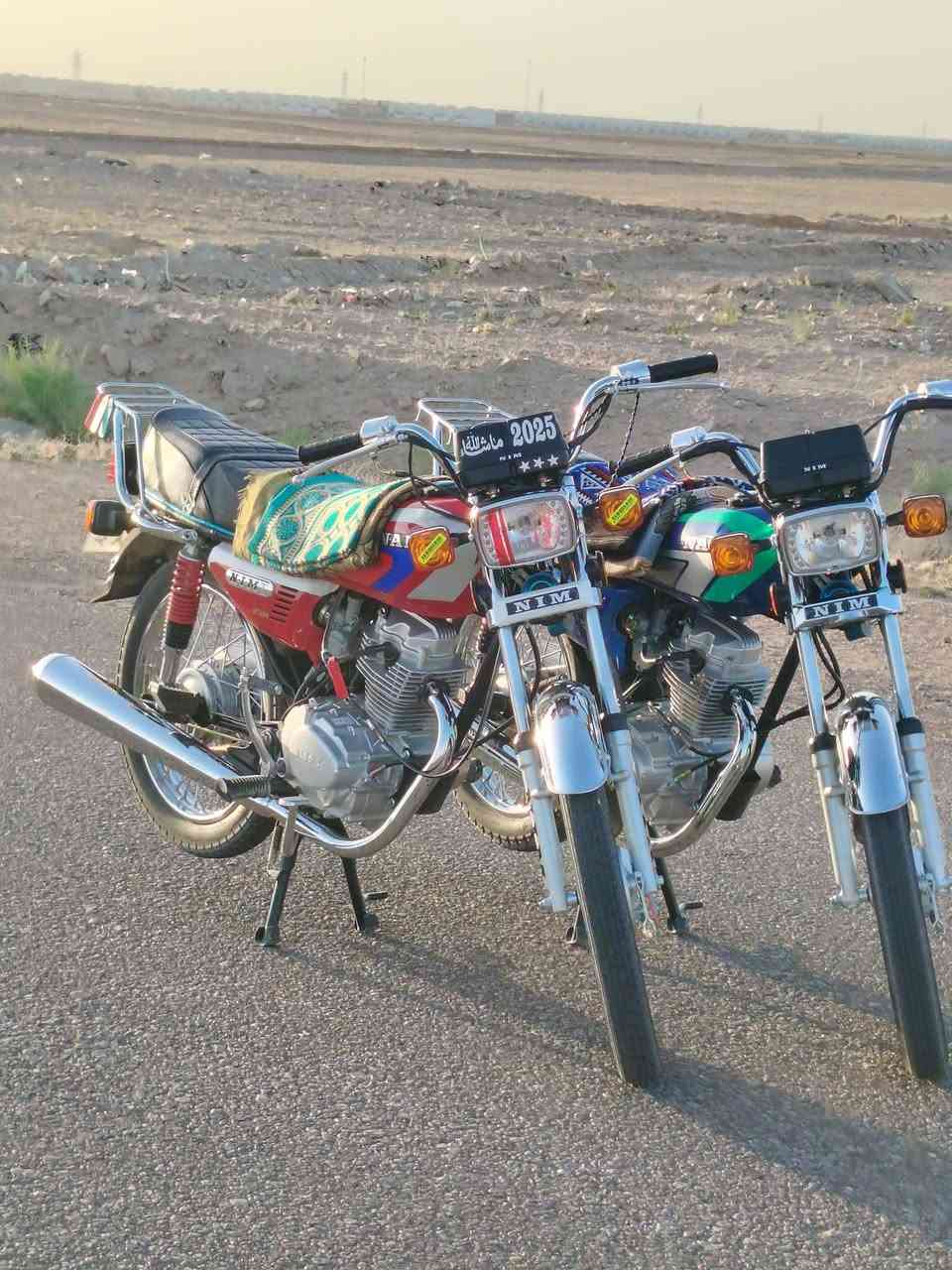 سلام عليكم 
اراوس بدايون لو بوكسر سكنر 
سكنر سكنر سكنر 25 صارله شهر طالعه للبيع 
دراجه شوفت عينك بعده جديدة 
ثالث تبديله دهن 
السعر 750وبيه مجال 
عنوان نجف مجمع بيتي الأول 
رقم ***********
