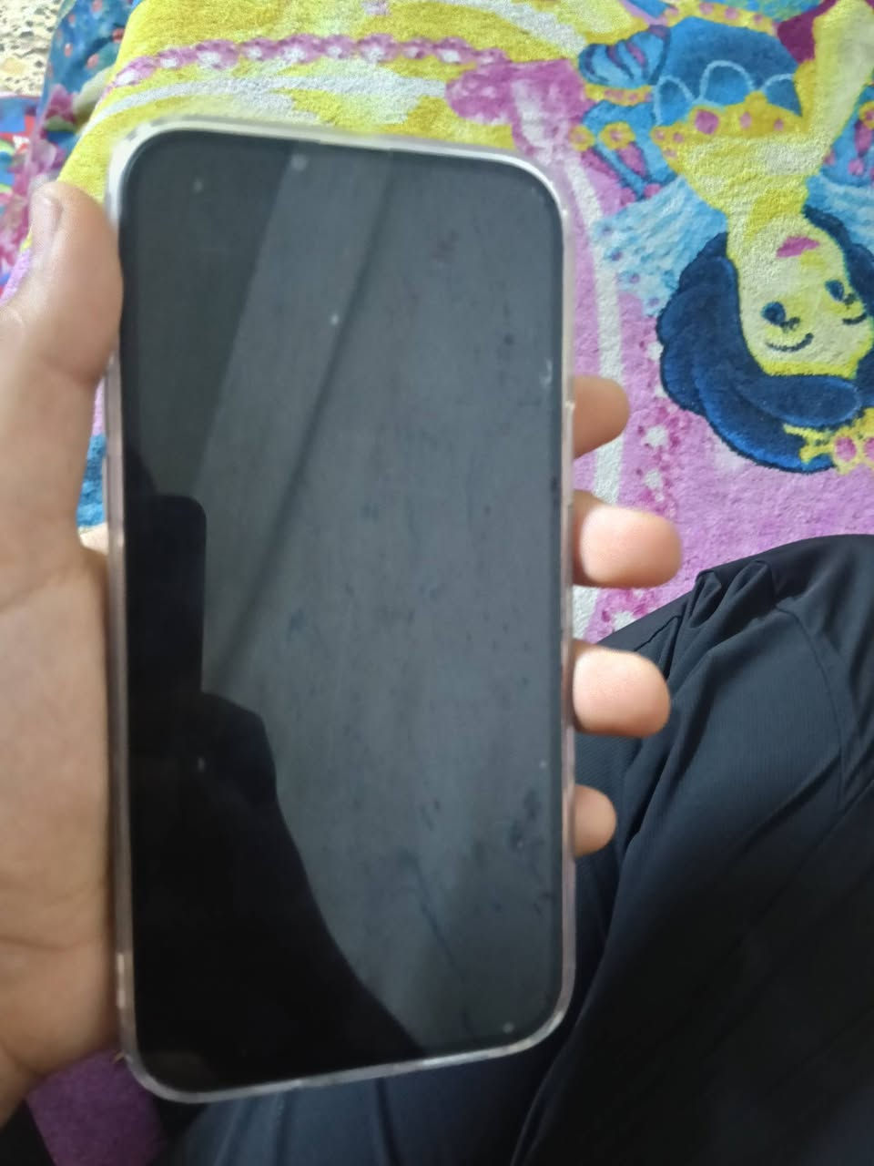 ايفون ايفون 13 برو ماكس مبدل شاشه والباقي كله بلادي ذاكرته 256 والبطاريه 78 وفيس ايدي شغال بس سيم كارت ما يشتغل اله الكتروني سعر الجهاز 400 وبي مجال مكاني بغداد مدينه الصدر رقم الهاتف ***********
