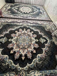 ٢ سجادة ايراني • ٧٠٠ شانه • ٤×٦