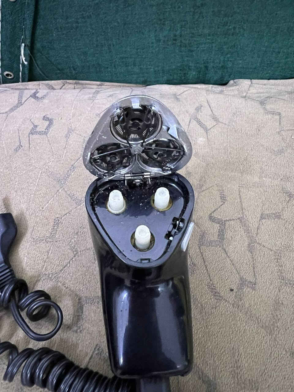 من رخصة مدير الكروب متاح مكيينه جلايه روسي اصليه مامفتوحه ولا مصلحه تشتغل بس ماتاخذ بل شعر ماعرف شنو عطلها قيم بل يرضي الله ونطي سعرمكان بغداد متواجد خاص


**إذا كنت صاحب هذا الإعلان وتريد حذفه لأي سبب، رجاءا أرسل رسالة إلى الدعم الفني**