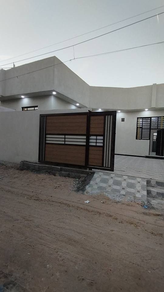 #اسعد_الله_اوقاتكم_بكل_خير⁉️👋🏼

دار سكن للبيع بناء 2025

#المساحه 200 متر 👍 

#جنس_العقار :: طابو ملك صرف زراعي باسم عراقي 

#العنوان :: البصره شط العرب الجزيرة اليوبا الصقر 

#يحتوي البيت على  2 غرف منام كبار
و ديوان
و مطبخ و صاله
و مناور عدد 2
و صحيات داخلي وخارجي  و كراج

#البيت جاهز من كلشي تستلم البيت عنده المكاتبه
كامل من مقطوره و كيزر و ماطور
جيب اثاثك و اكعد
و الف عافيه الي ياخذه

جميع الخدمات متوفره ماء كهرباء ومدارس 
#السعر ((  95 مليون  وبي مجال 
#للاستفسار الاتصال على الهاتف 📳📞
س📳((***********)) ابو حسن الربيعي ☎️📞 شط العرب, البصرة
