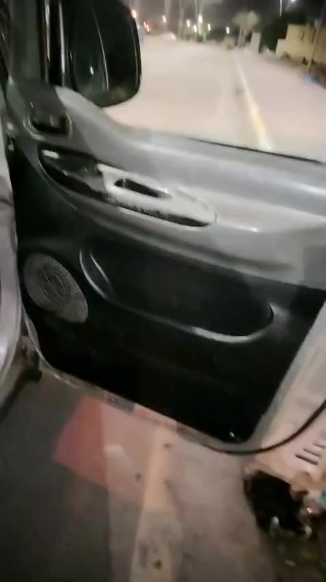 للبيع موديل 2006 رقم بصره انكليزي بسمي الاستفسار ع هذا الرقم ***********//*********** السعر 65 وبيه مجال
