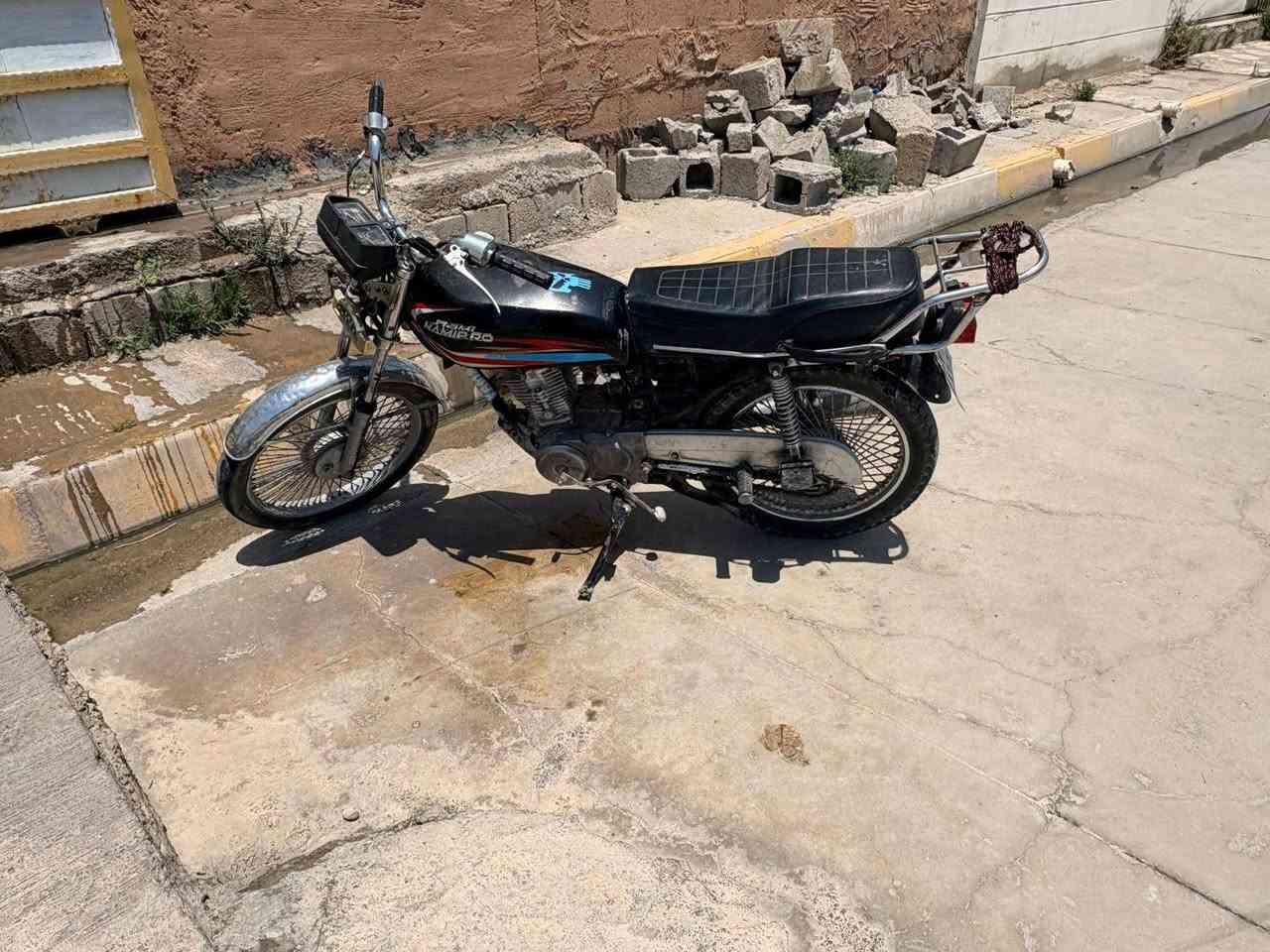 دراجه 4 كير موديل 19 تايكر سعر 175 وبيها مجال 
دراجه شويه يرادلها صرف لا صرف لا بخار فقط جبنه طاكه تذب دهن مثل ما كلت يرادلها صرف شوي شراي يجي خاص


**إذا كنت صاحب هذا الإعلان وتريد حذفه لأي سبب، رجاءا أرسل رسالة إلى الدعم الفني**