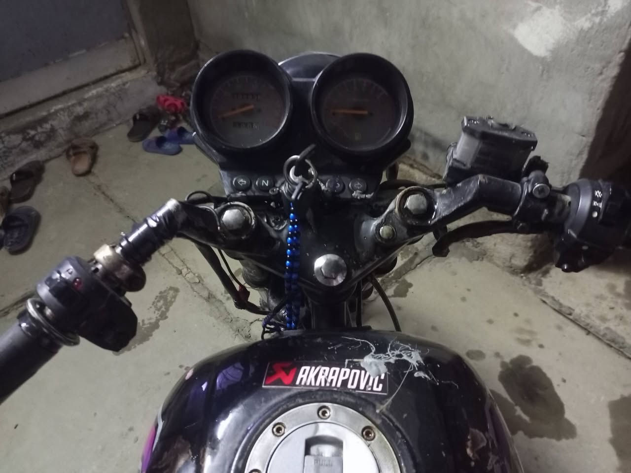 اسلام عليكم دراجة للبيع جني واي 5كير مكينة 150 عقل رياضي نكره سلف صالنصه رياضي كاتم و صوت حسب مشيتك دراجه خير من الله تجي وياها كماليات زوج مرايات و زوج حلويات بومه و خوذه مكفوله من السرقه ...
عيوبهة دوسة بريك خلفي مكسوره و ضائعه و الدراجه بدون اوراق و الدراجه عله كفالتي و ضمانتي اكرر مكفوله من السرقه ...
السعر(350)و بيهة مجال للطيبين ...
للتواصل واتساب فقط ...***********
و بيكم خير و تدللون❤️
