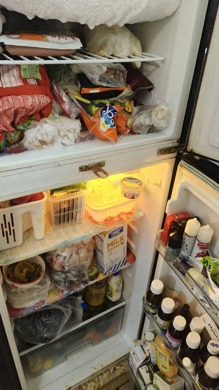 غساله أواني ميديا بحاله جيده طابق واحد  حجم وسط مع ثلاجه حجم ١٠قدم بس لاستيكه الباب جوه شويه تعبانه اثنينهن اريدهن ١٥٠ ألف مكان بغداد


**إذا كنت صاحب هذا الإعلان وتريد حذفه لأي سبب، رجاءا أرسل رسالة إلى الدعم الفني**