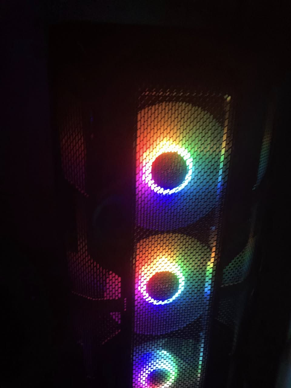 Rtx 3060 12 gb galax
Ram 2x8 lexar 16
P.S.U:650 MSI 80 PLUS GOLD
M.B:MSI H610 M
WATERCOLER:DEEPCOOL
M.2:1TB
SSD: 128GB
HDD:1TB
مليون وميه بيها مجال للشراي 
بغداد الدوره البوعيثه
0786403123


**إذا كنت صاحب هذا الإعلان وتريد حذفه لأي سبب، رجاءا أرسل رسالة إلى الدعم الفني**