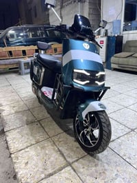 دراجة شحن • تسلا 2025 • مماشيه ٩٠٠