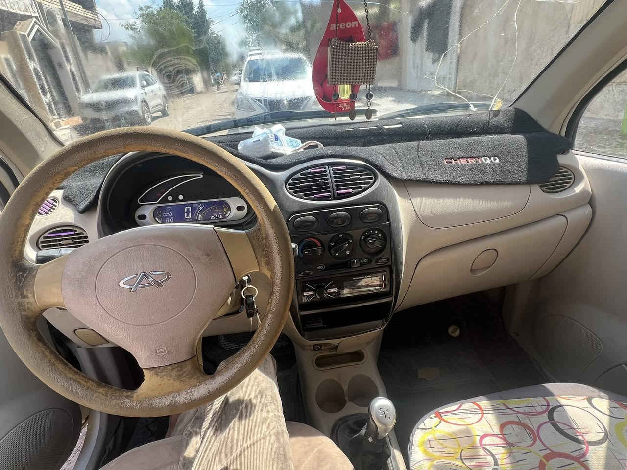 سلام عليكم كيو كيو للبيع سياره 2013بسمي تبريد تدفئه شغال تخم تاير جديد تخم وياله جديد رقم جديد سنويه2030
ماشيه85الف
مكاني بغداد الزعفرانيه
سعر25ورقه
رقم تلفون***********
