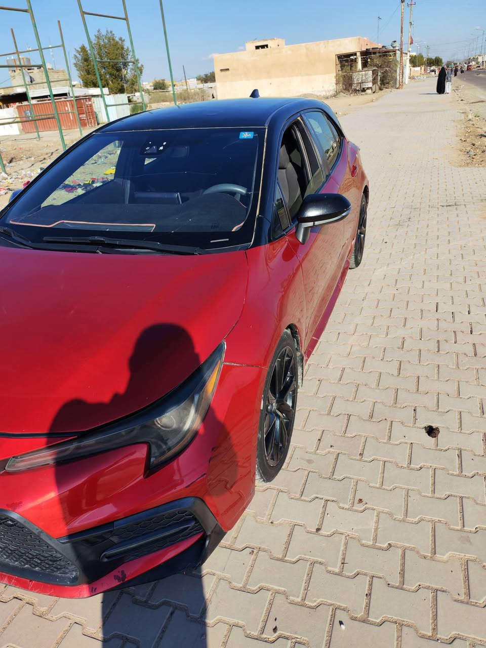 السلام عليكم
رمضان كريم علينا وعليكم 
كورلا هاتشباك موديل 2022 وارد أمريكي ياباني اصلي 
مكينه 2000كير رياضي 10 نمر شفتات بالاستيرن السياره مليانه مواصفات باستثناء الفتحه 
ويل مع تخم تاير 18 جديد للبيع او مراوس حسب القناعه السعر 130 مكانها بغداد 
الاستفسار الاتصال 
*********** 
حادثه البنيد طاير على القماره ضرر بسيط
