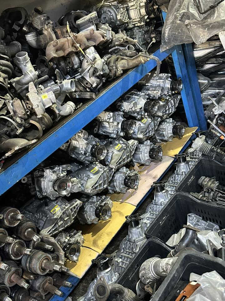 بسم الله تم وصول حاويه جميع انواع الصدر الكوري الوارد الامريكي والخليجي بانسب الاسعار العنوان بغداد البياع شارع الرابع متوفر توصيل الى كافه انحاء العراق ***********
#النترا #اكسنت
#صول #توسان #سبورتج #كونا
