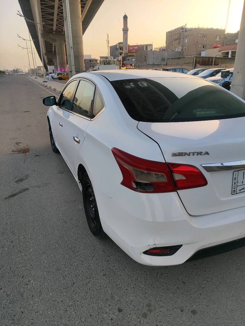 سلام عليكم 
للبيع نيسان سنترا وارد امريكي موديل 2019 ضربتها بنيد وجاملق جه العبري سياره ماشيه 145 رقم ذيقار باسمي 
سعر120 قابل للتفاوض 
عنوان بصره ابو الخصيب حمدان 
للتواصل ع هذا رقم ***********