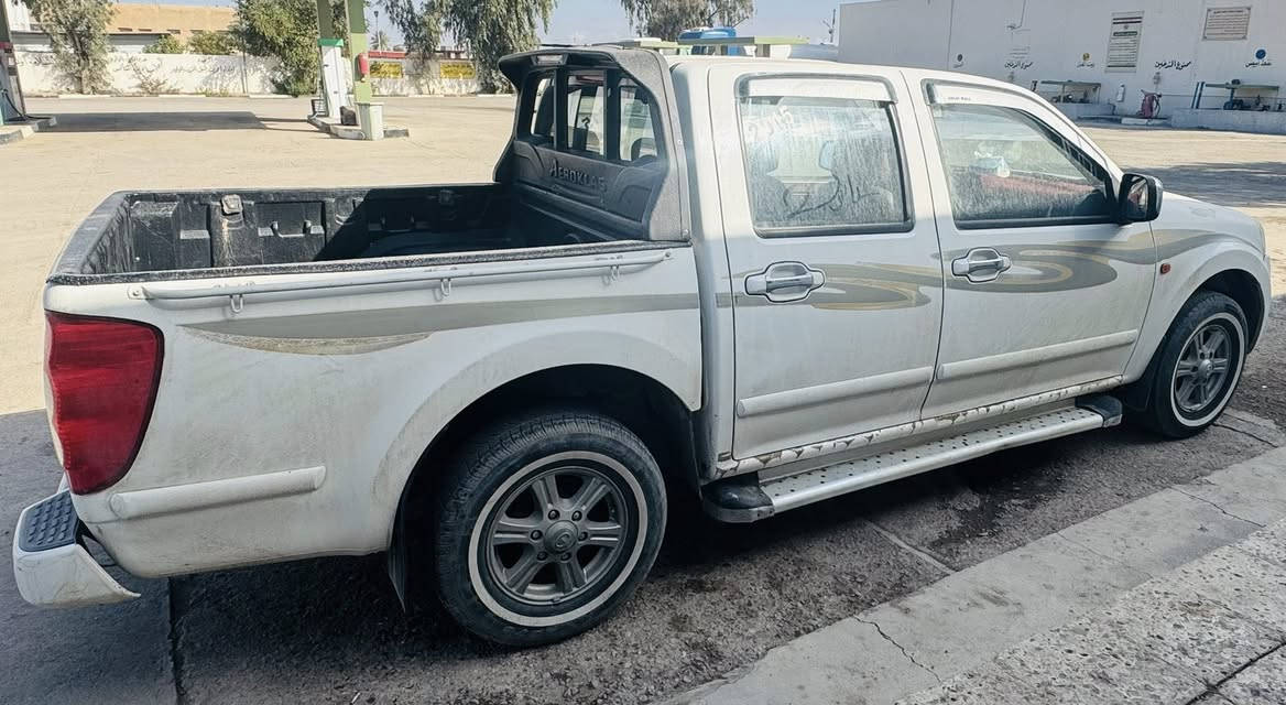 السلام عليكم بيكم كريت ويل 2015
رقم ديالى سنويه جديده  2026  مصفره غرامات وضريبة 

مكفوله من الضربه وتبديل 

كير ومحرك مكفولات شرط داخل نضيف جدا

تخم تاير جديد حداديه جديده سياره جديده بمعنى الكلمة 

مكان ديالى لسعر 85 وبيهة مجال 

للأستفسار ***********

***********
