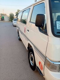 نيسان • نيسان باص • سيارة نيسان • 2001 • دهوك • بنزين غاز • سيارة مستع...